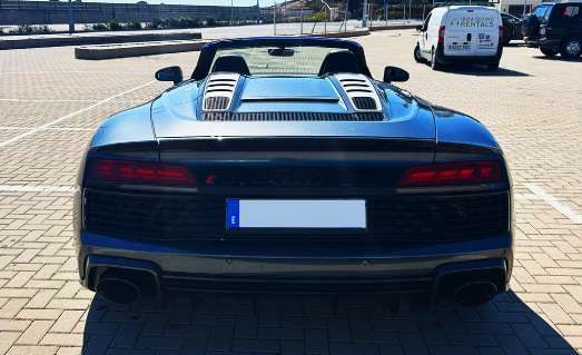 Audi R8 Spyder — detail 2